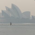 SYDNEY, Dec. 19, 2019 (Xinhua) — Photo taken on Dec. 19, 2019 shows the smoke-shrouded Opera House in Sydney, Australia. Sydney’s normally picturesque skyline was once again blanketed by thick smoke on Thursday. (Xinhua/Bai Xuefei/IANS)