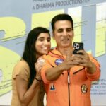 Mumbai: Bollywood actor Akshay Kumar takes a selfie to make a record of 200 selfies in 3 minutes during a promotion of his upcoming film ‘Selfiee’, in Mumbai on Wednesday, Feb. 22, 2023. (Photo: Sanjay Tiwari/IANS)