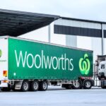 Australia’s largest supermarket chain Woolworth’s mandates vaccination for workers.(photo:https://twitter.com/woolworths)